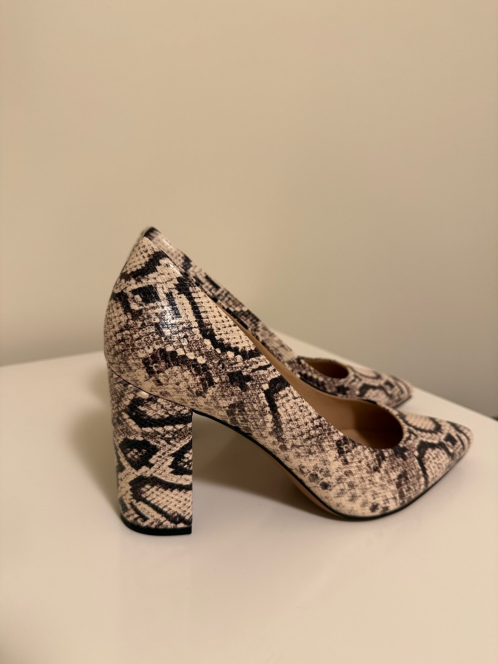 Franco Sarto Pumps